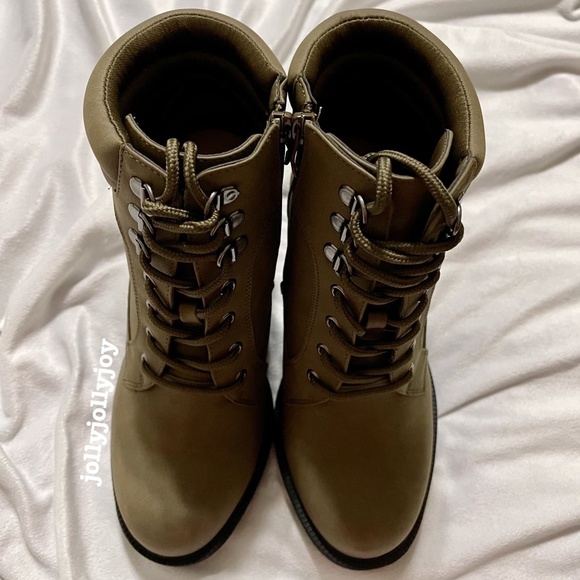 NWOT Torrid Olive Green Faux Leather Lace-Up Hiker Boot 9WW - Picture 6 of 15